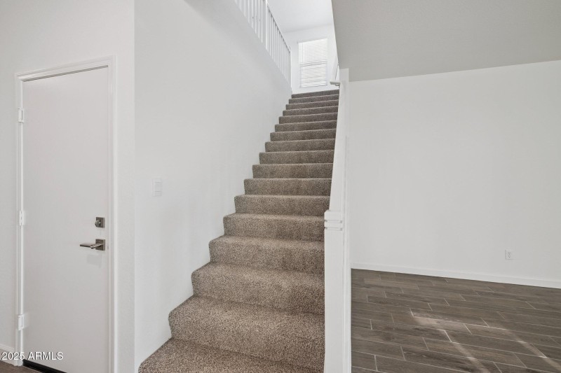 32-web-or-mls-26141-w-nancy-ln-lot-100-r