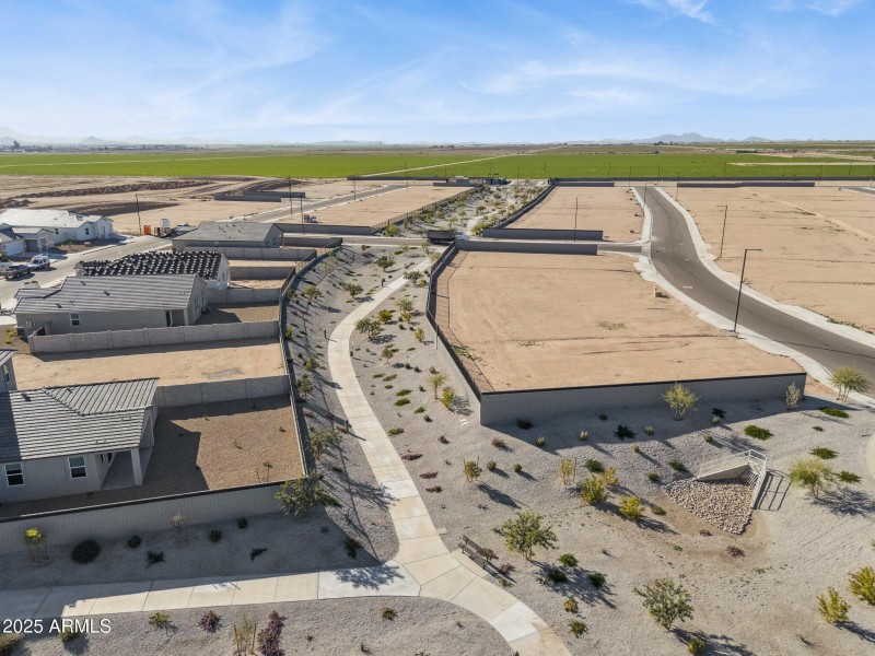 10-web-or-mls-26140-w-lynne-ln