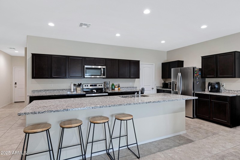 35975 W Catalonia Dr-8