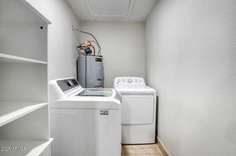 1320 E PALO VERDE DR