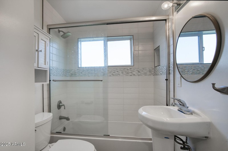 1320 E PALO VERDE DR