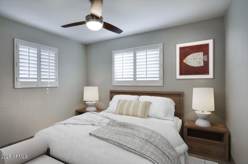 1320 E PALO VERDE DR