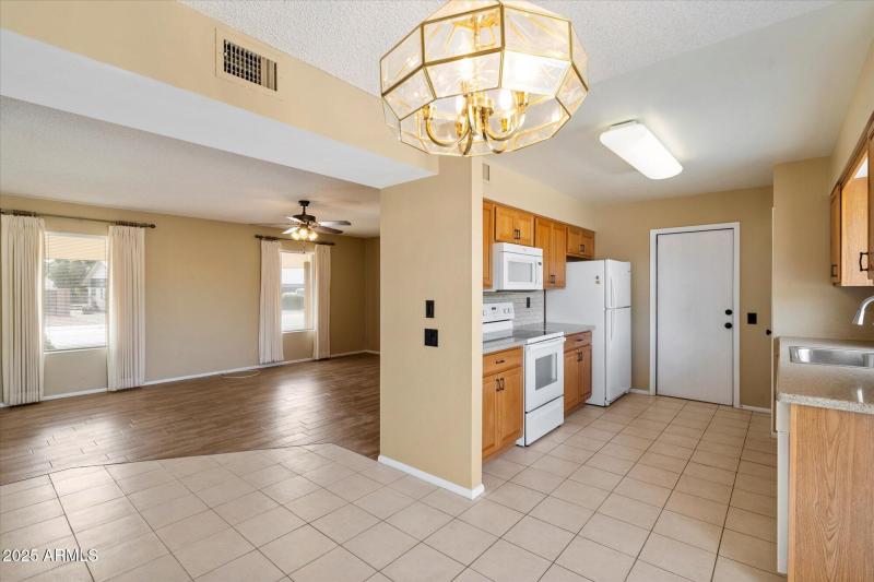 KITCHEN AND LIVING SPACES