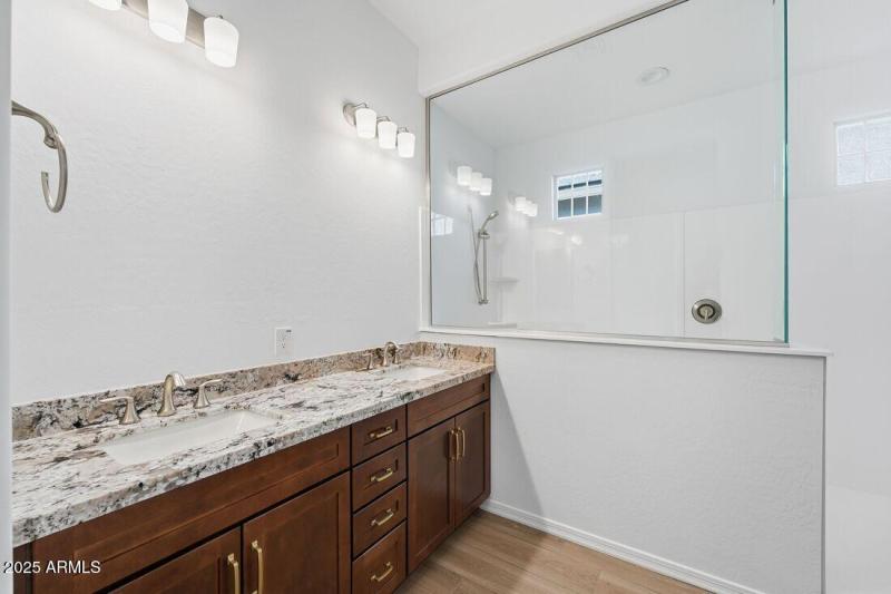 hj-az-phoenix-ellsworth-ranch-landmark-c