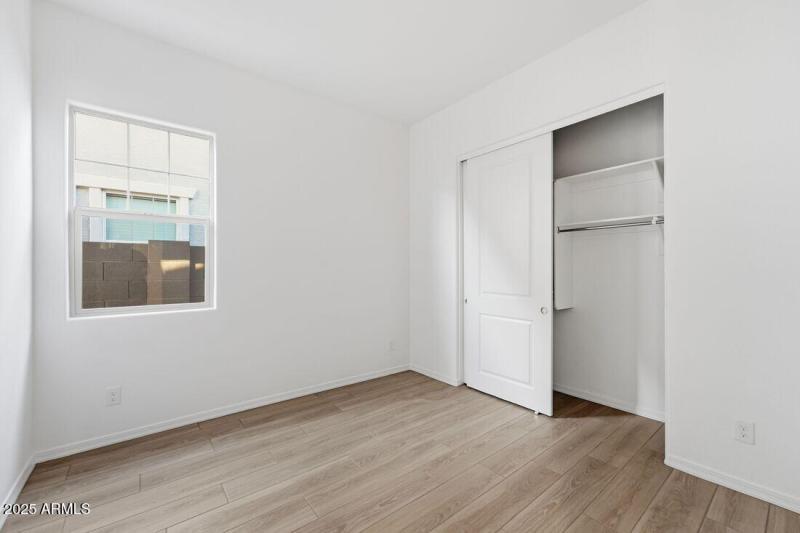 hj-az-phoenix-ellsworth-ranch-landmark-c