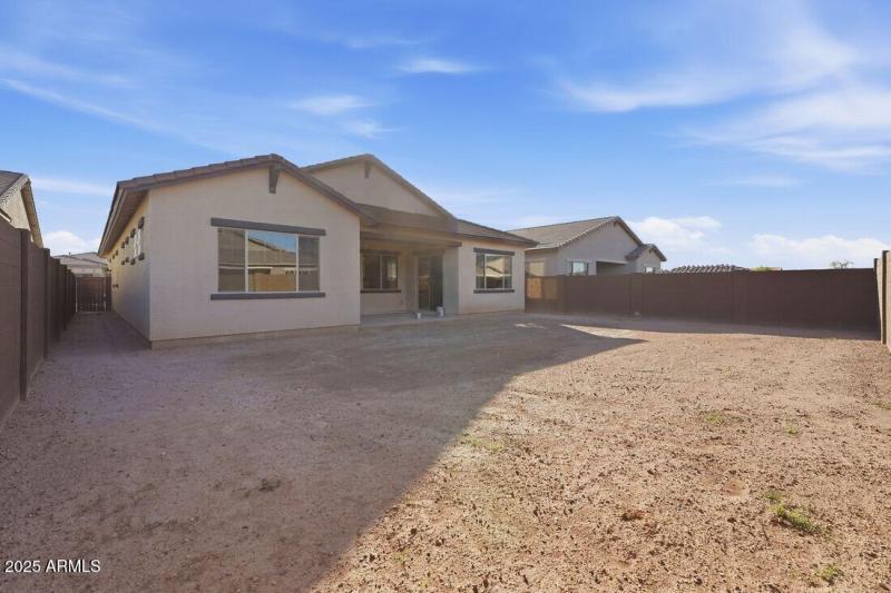 hj-az-phoenix-ellsworth-ranch-landmark-c