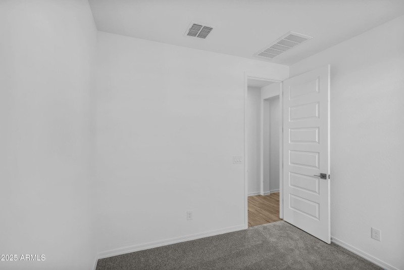 9951 W Whitton Avenue ~ Ready Now!