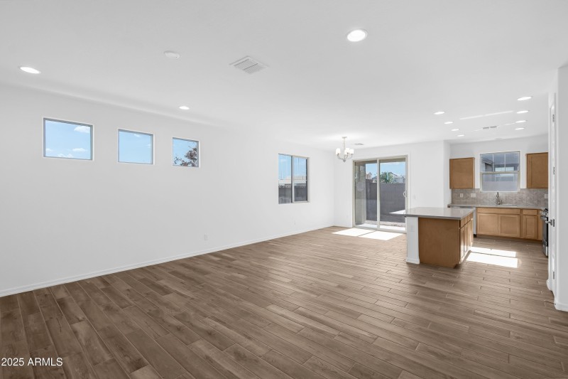 9951 W Whitton Avenue ~ Ready Now!