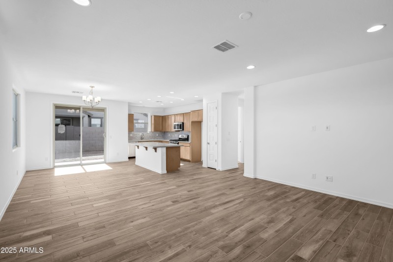 9951 W Whitton Avenue ~ Ready Now!