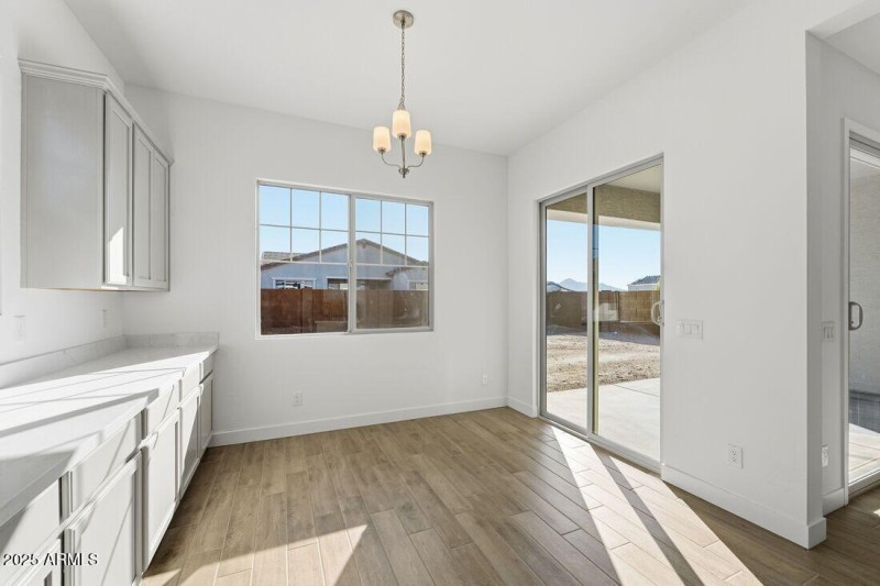 hj-az-phoenix-ellsworth-ranch-landmark-r