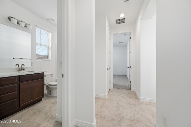 17080 W Hackamore Drive ~ Ready Now!