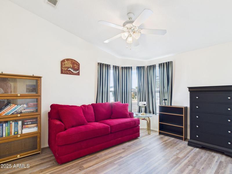 7-web-or-mls-CAM03379G0-PR0168-STILL007