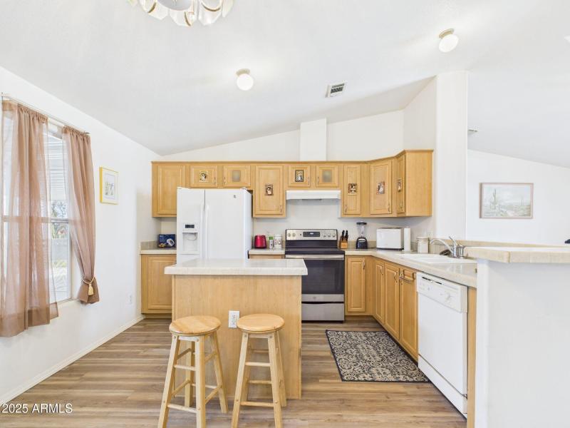 12-web-or-mls-CAM03379G0-PR0168-STILL012