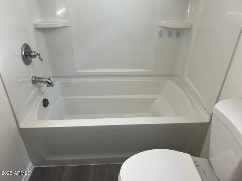 SECOND BATH AT DAISY.1