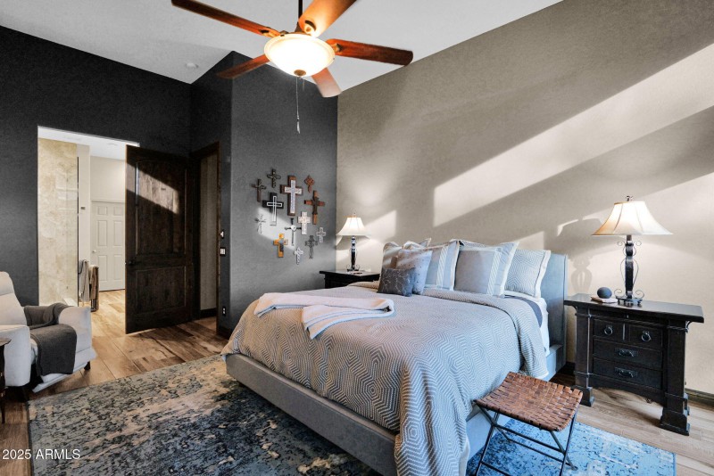 22-web-or-mls-P1361412