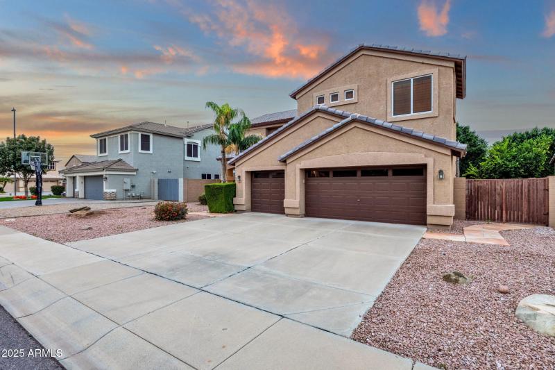 3-web-or-mls-969-e-oakland-st