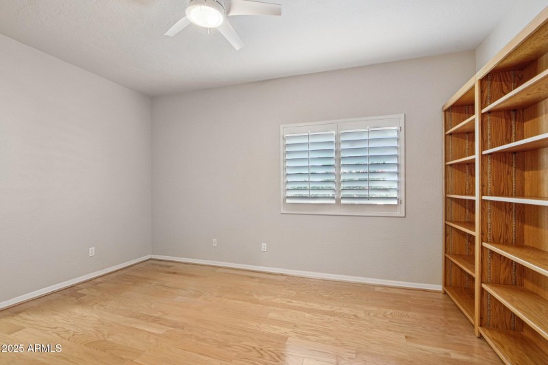 17-web-or-mls-E Desert Flower Ln-S2412-0