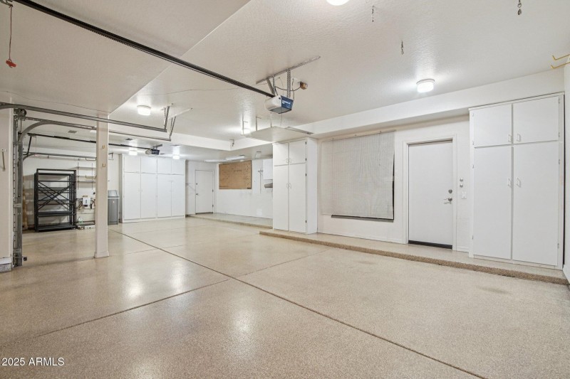 37-web-or-mls-E Desert Flower Ln-S2412-0