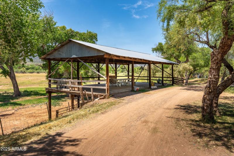 707 Quarterhorse Ln Camp Verde AZ-81