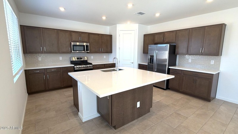 45578E5E-3D2A-41B6-8BBC-79A21F7163CB