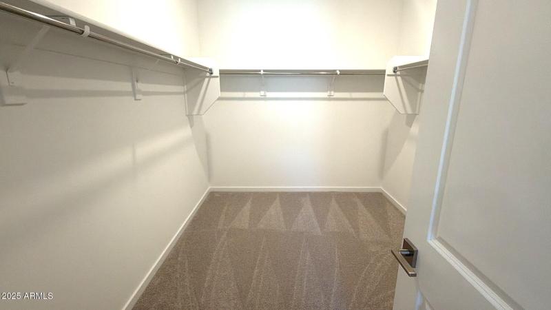 D52B20E1-C16E-4B5D-972A-EF3D6FC6B2DA