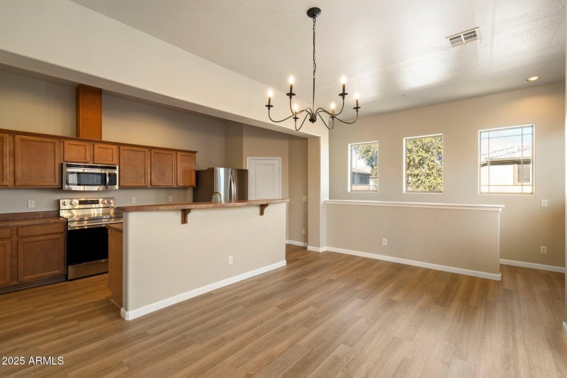 New flooring, paint and appliances