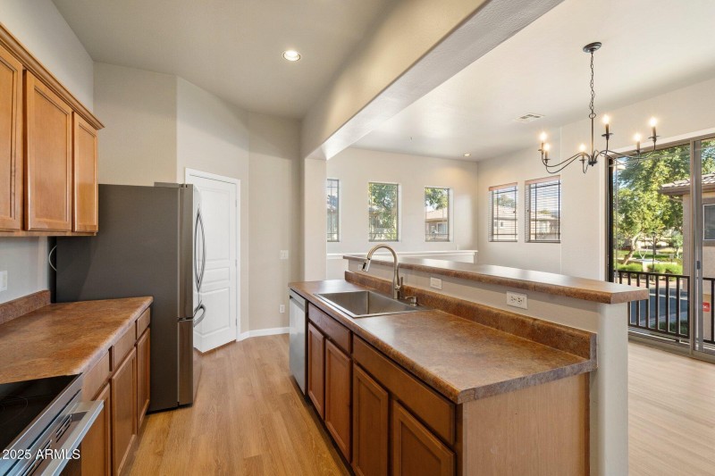 Walk in pantry off kitchen