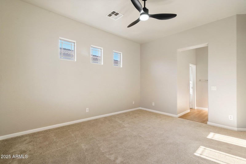 En-suite bathroom primary bedroom