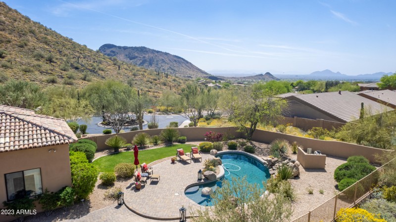 80 - Desert Cove Drone