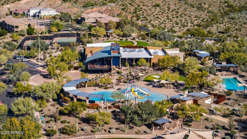 2110_W_Tallgrass60_mls