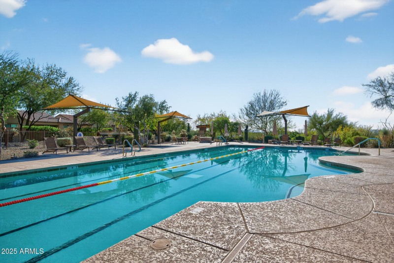 2110_W_Tallgrass53_mls