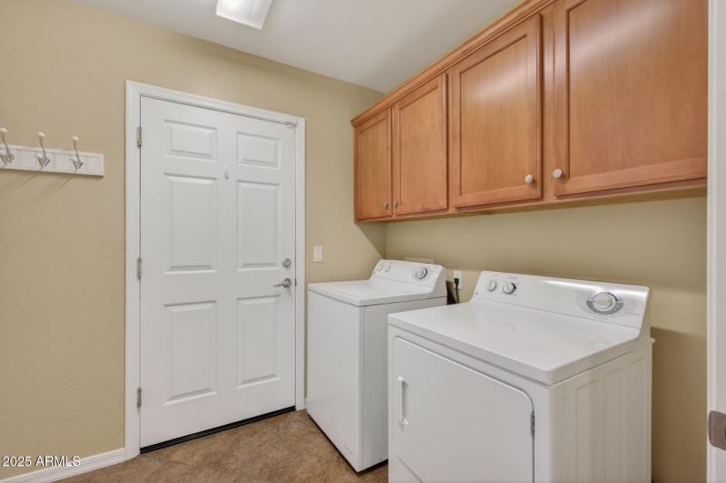 2110_W_Tallgrass13_mls