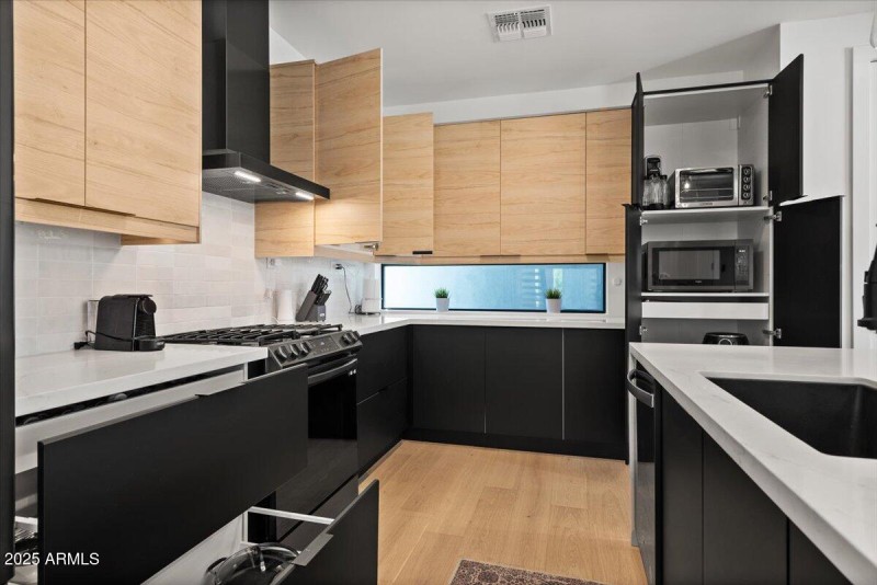 11-Kitchen appliances