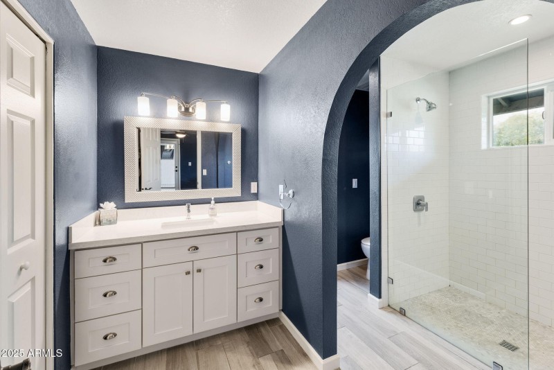 74-web-or-mls-dlb_1744-dlb_1748