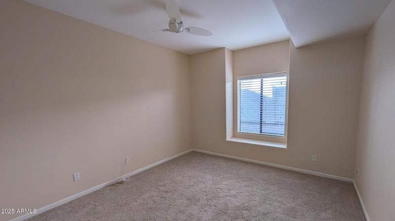 PXL_20251219_203110227