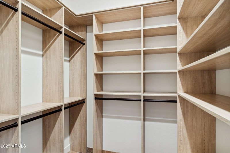 Primary Walk in Close