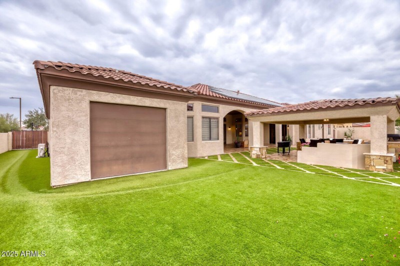 50'x18' Garage/Shop/Gym