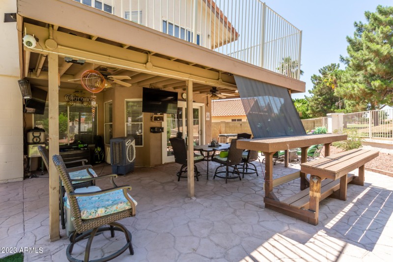 Great area to entertain