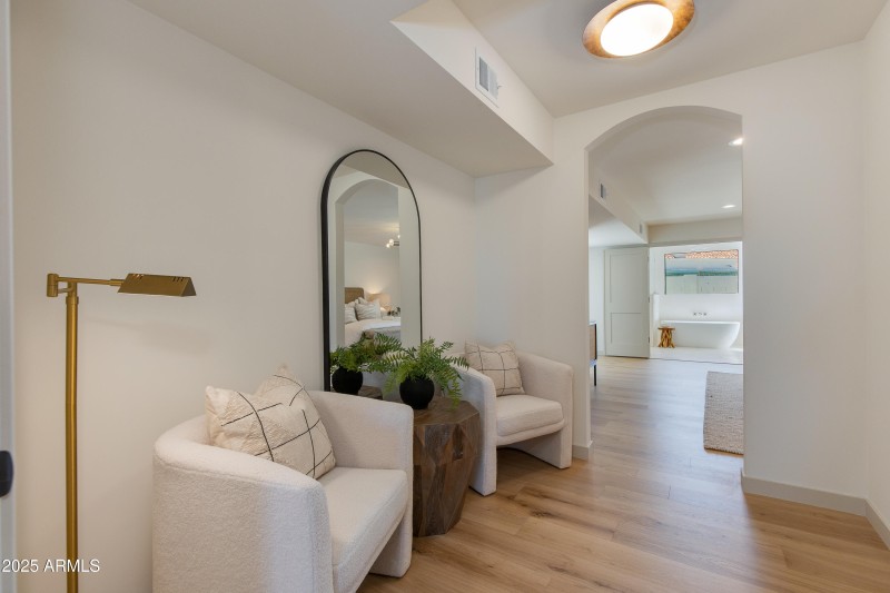 Owner Suite Sitting Area