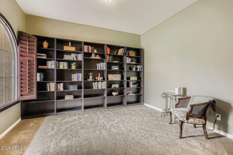 Versatile Den with Built-Ins