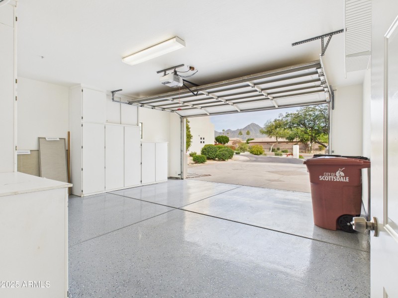 97 13826 N 96th St Garage