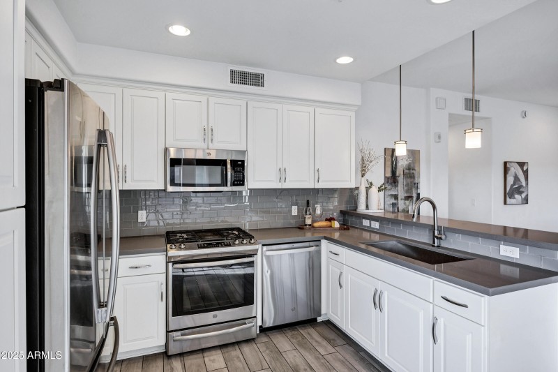 17850 N 68th St #2063-14