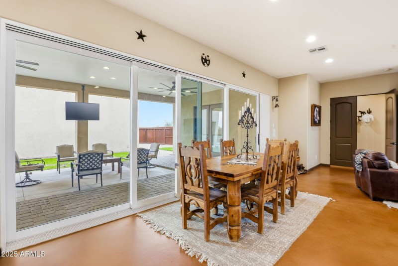 21-web-or-mls-38822 N 21st Ave-21 - Copy