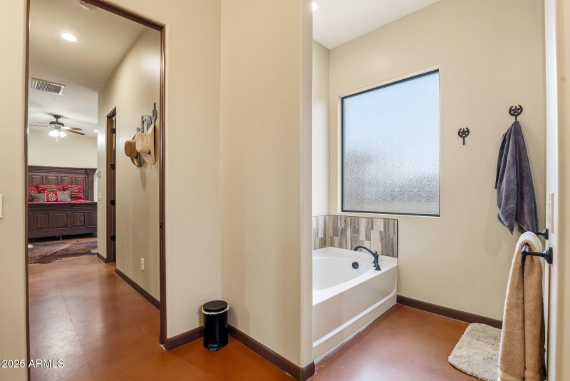 43-web-or-mls-38822 N 21st Ave-41 - Copy