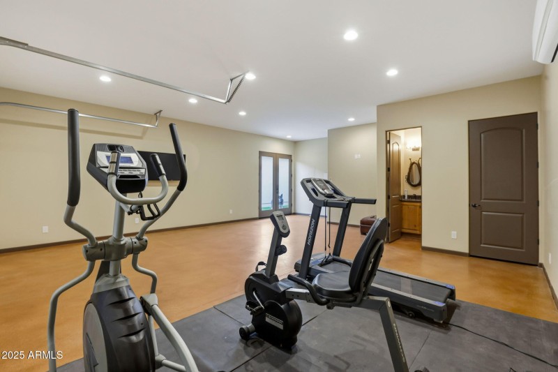 54-web-or-mls-38822 N 21st Ave-52 - Copy