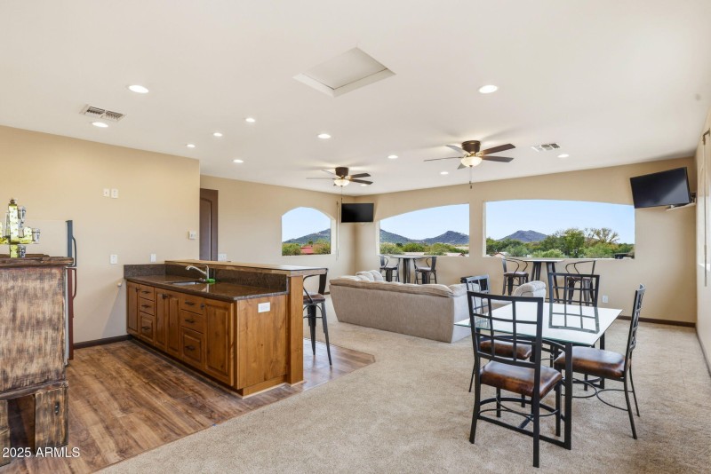 59-web-or-mls-38822 N 21st Ave-57