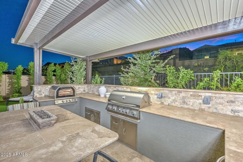Night-Outdoor Kitchen