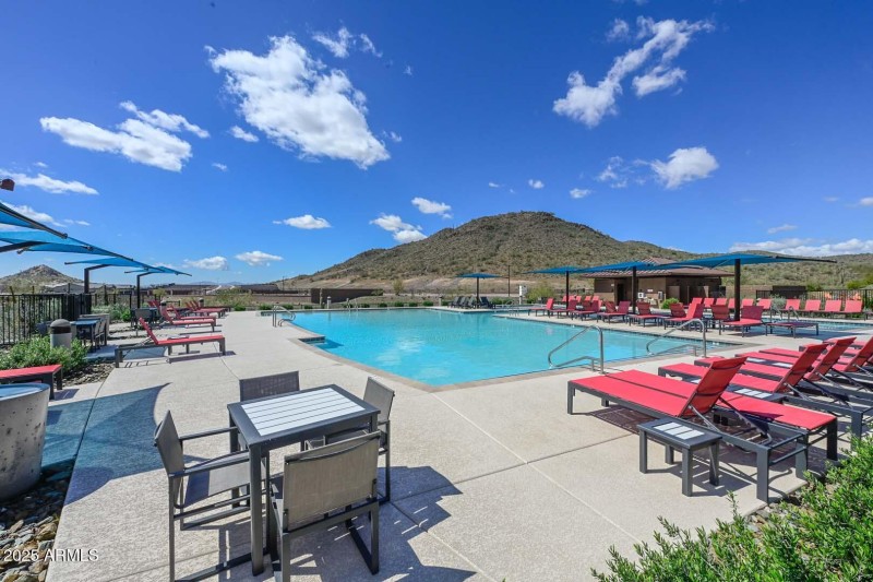 Sovita-Community Pool-Mountain Views