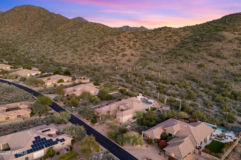 4_11573 e winchcomb dr-4