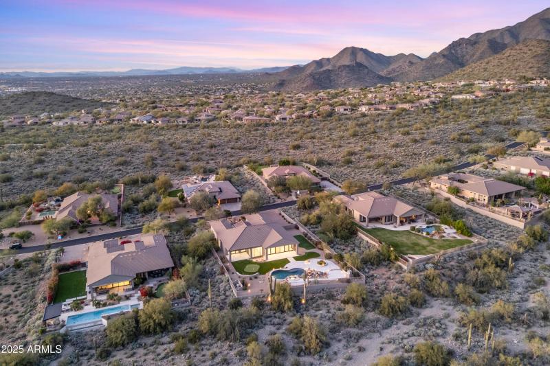 7_11573 e winchcomb dr-7